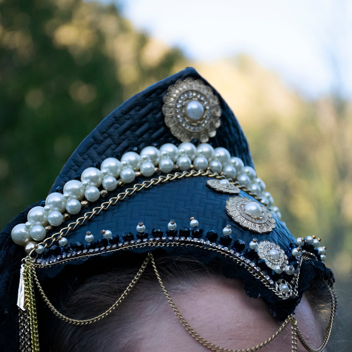 The Black Widow Headpiece with Veil